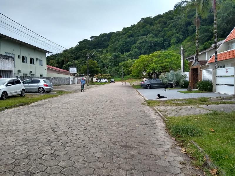 CASA PRÓXIMO A RODOVIÁRIA - Cavalheiro Imóveis