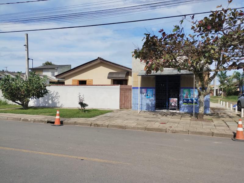 CASA DE ESQUINA COM COMERCIO NA VILA ESPERANÇA. - Cavalheiro Imóveis