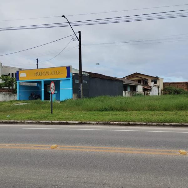 IMÓVEL COMERCIAL E RESIDENCIAL DE FRENTE PARA A AVENIDA PARANÁ. - Cavalheiro Imóveis