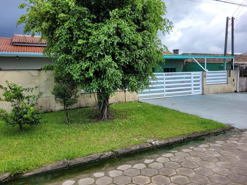 EXCELENTE CASA DE ESQUINA NA RUA MARINGÁ NO BREJATUBA. - Cavalheiro Imóveis
