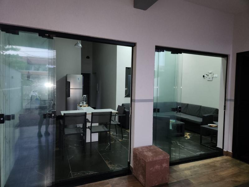 EXCELENTE CASA NA RUA DEL PARAGUAI NO BAIRRO BREJATUBA. - Cavalheiro Imóveis