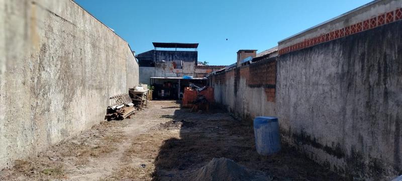 FRAÇÃO IDEAL DE TERRENO. - Cavalheiro Imóveis