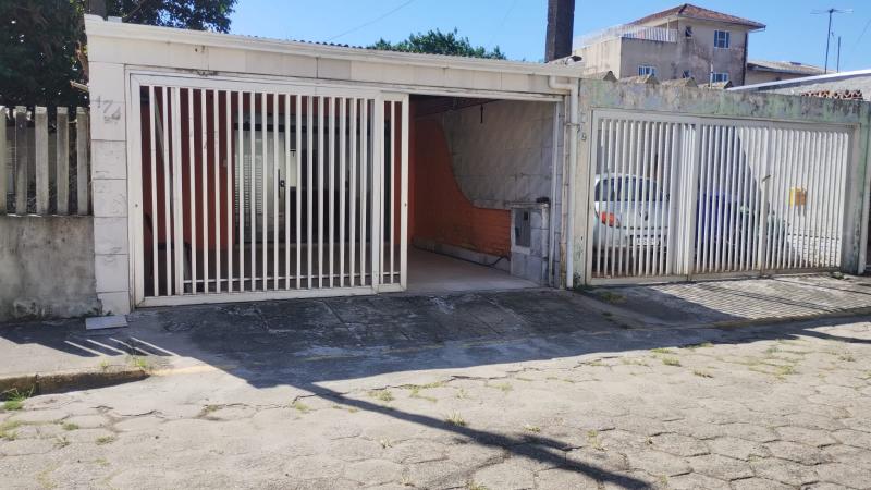 CASA DE 2 QUARTOS NO CENTRO DA CIDADE. - Cavalheiro Imóveis