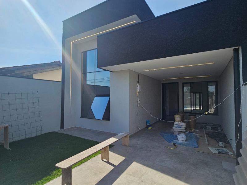 CASA COM ACABAMENTO ALTO PADRÃO - Cavalheiro Imóveis